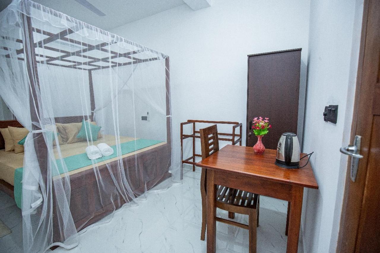Homejay Residancies Unawatuna Bagian luar foto